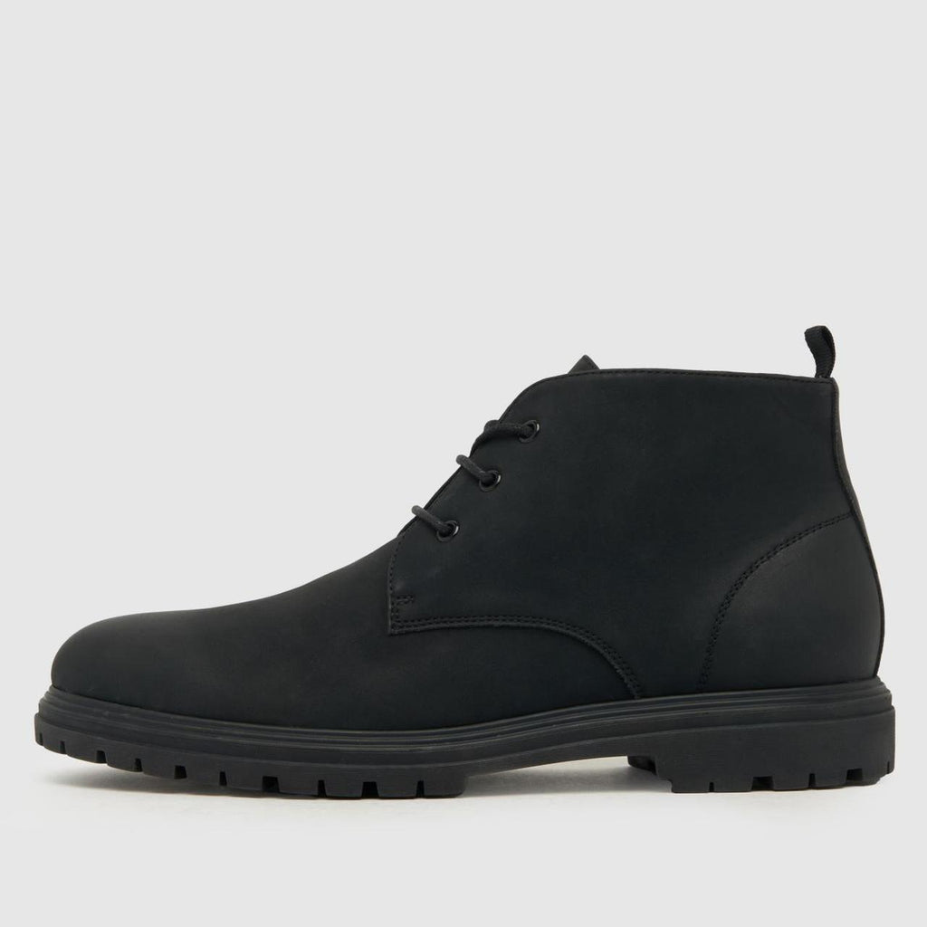 Grayson Chukka in Black