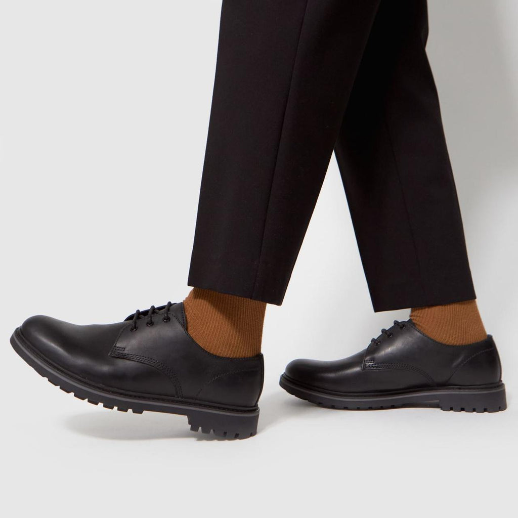 Pax Leather Derby in Black