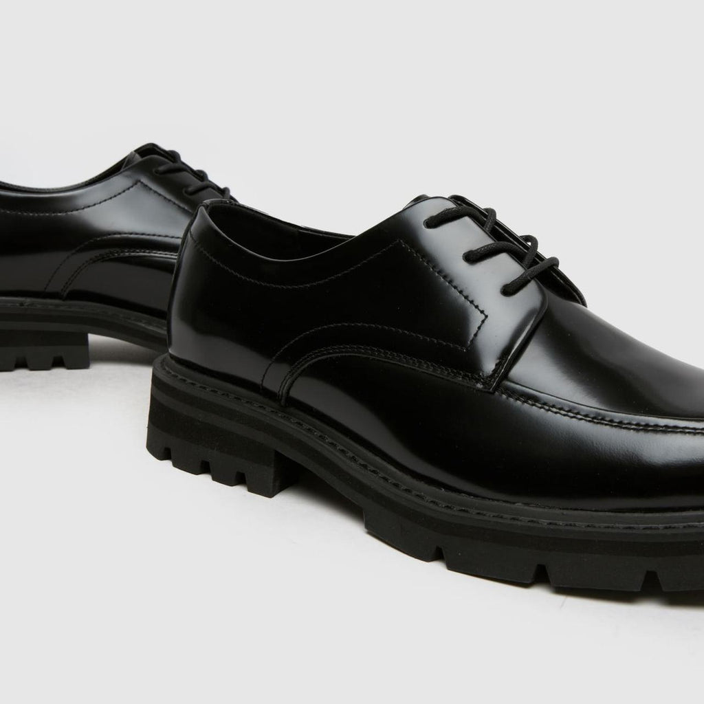 Pascal Leather Lace Up in Black