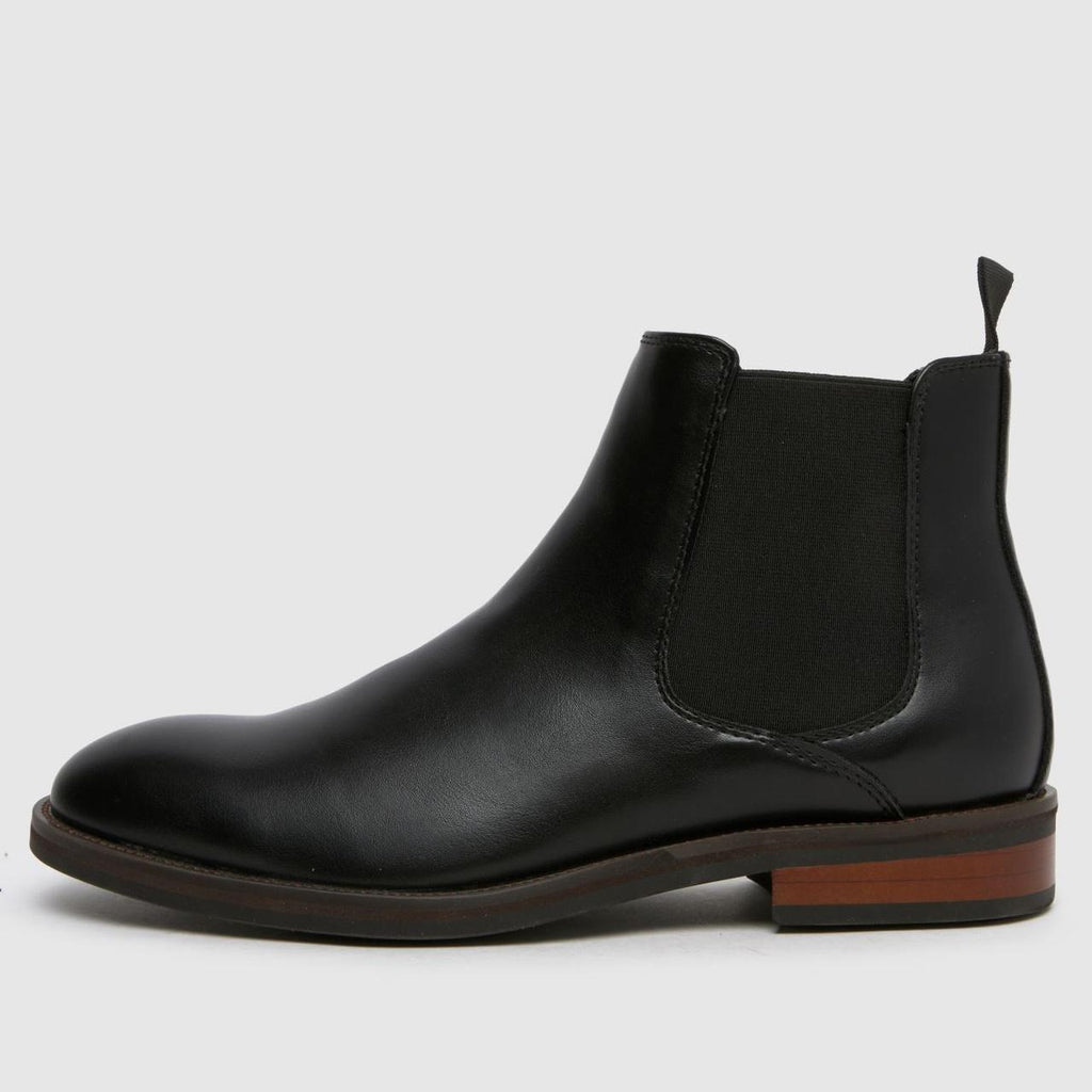 Damon Chelsea in Black