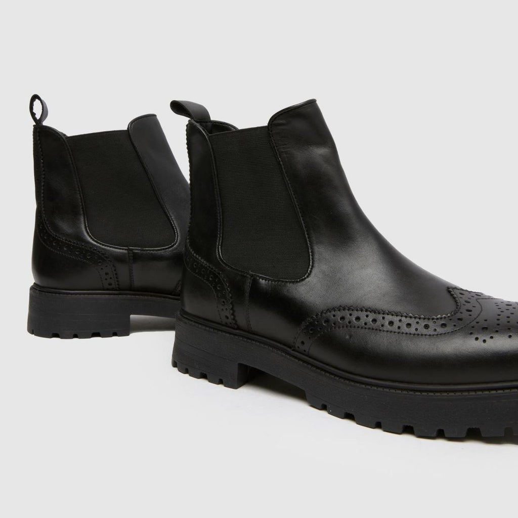 Davis Leather Chelsea in Black